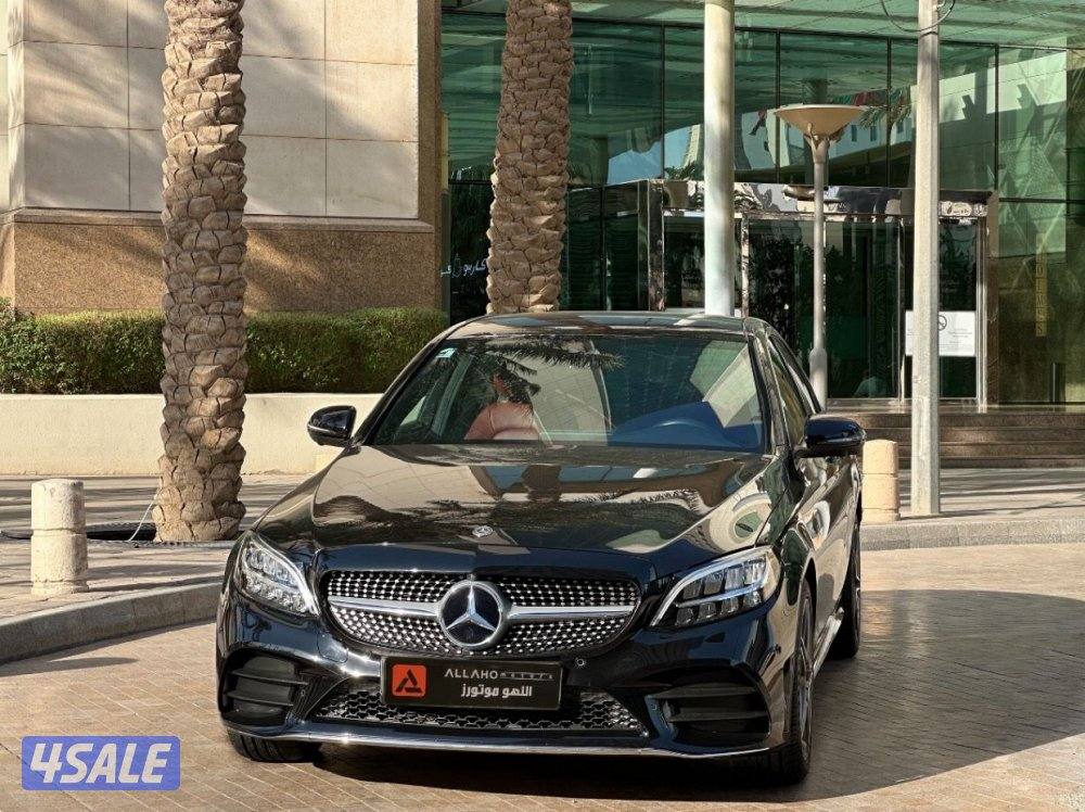 مرسيدسC200 (مواصفات خاصه) موديل2019 عداد86الف وارد الملا سيرفس متتظم1
