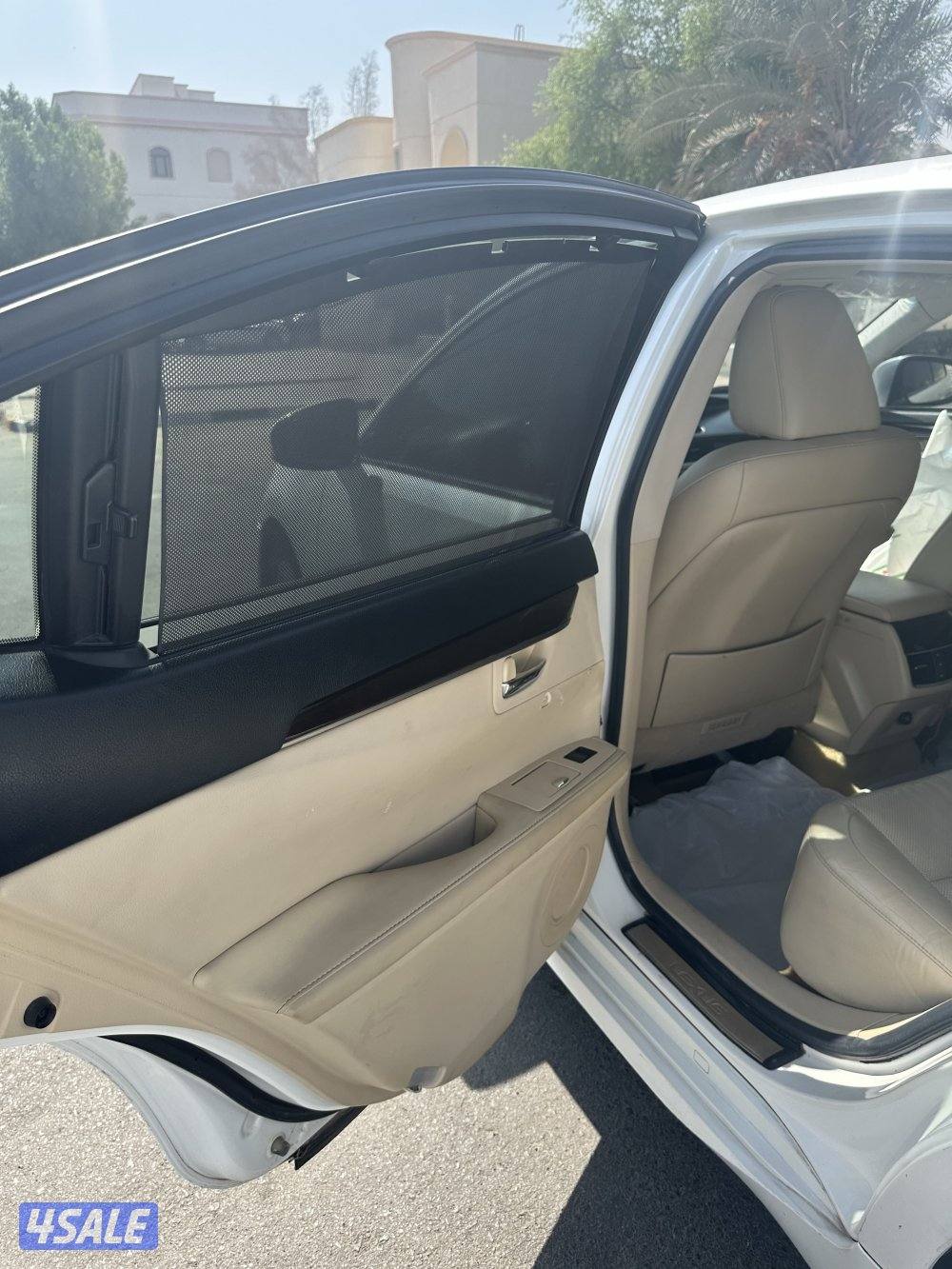 لكزس es350 موديل 20132