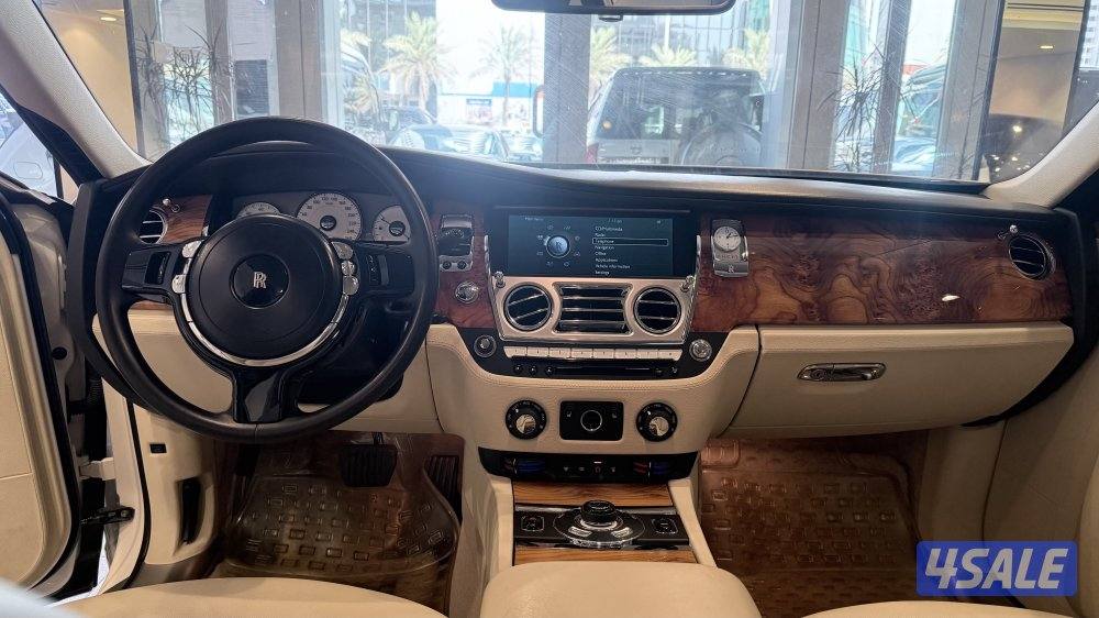 رولزرويس جوست موديل ٢٠١١3