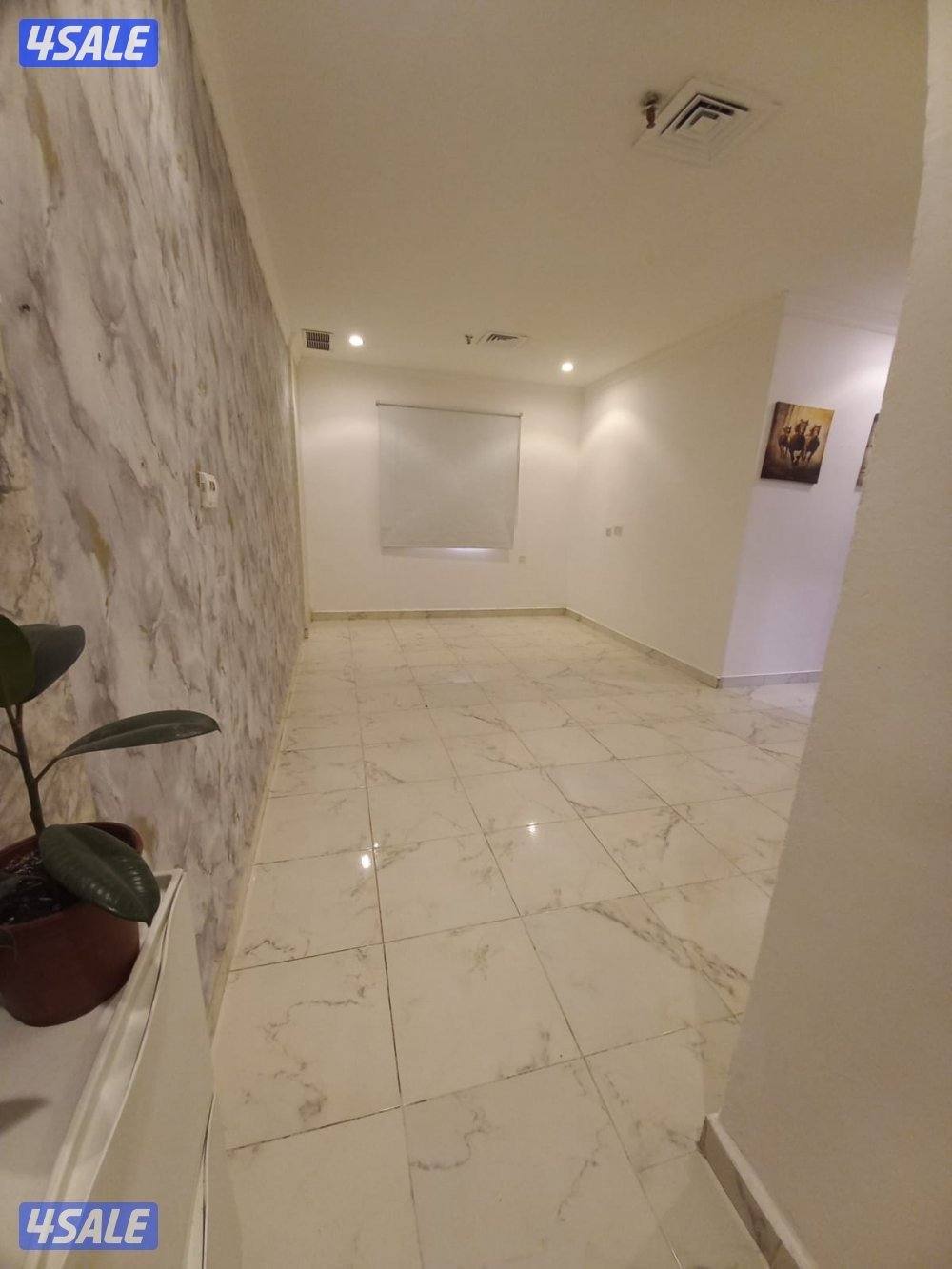 شقق الايجار سوبر غرفتين وصاله ومطبخ وحمامين ممتاز ميدان حولي السالميه0