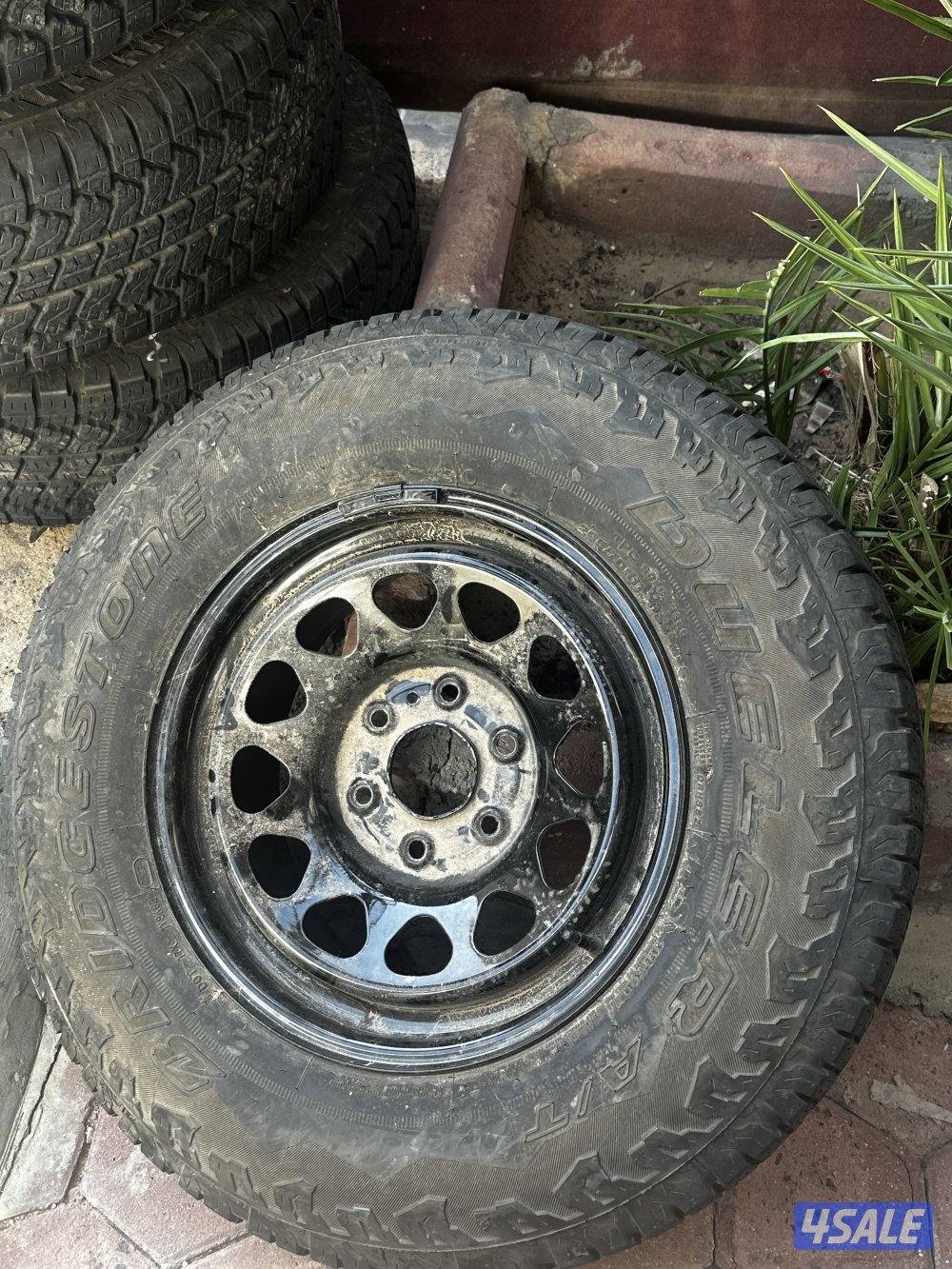 للبيع اربع رنقات سلفرادوا 2024 بحالة الوكاله0