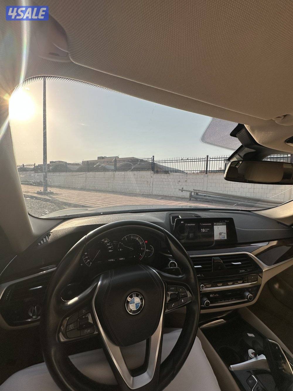 بحالة الوكالة 2018 BMW 520i5