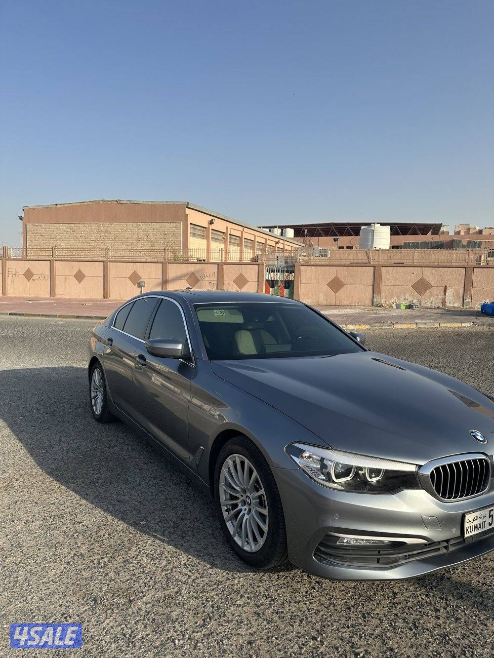 بحالة الوكالة 2018 BMW 520i0