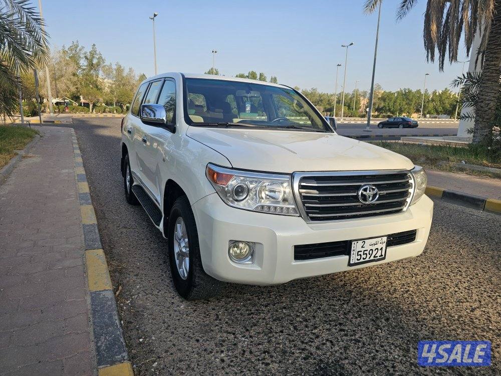 لاندكروز GXR الساير ٨ سلندر بحالة ممتازة5