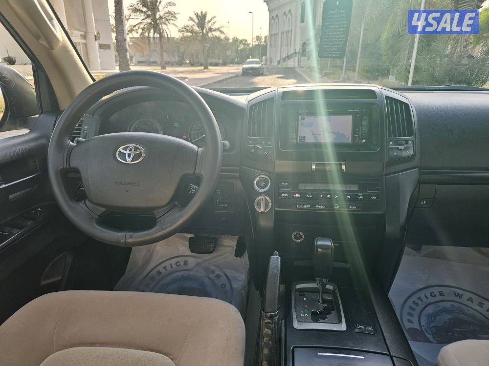 لاندكروز GXR الساير ٨ سلندر بحالة ممتازة10