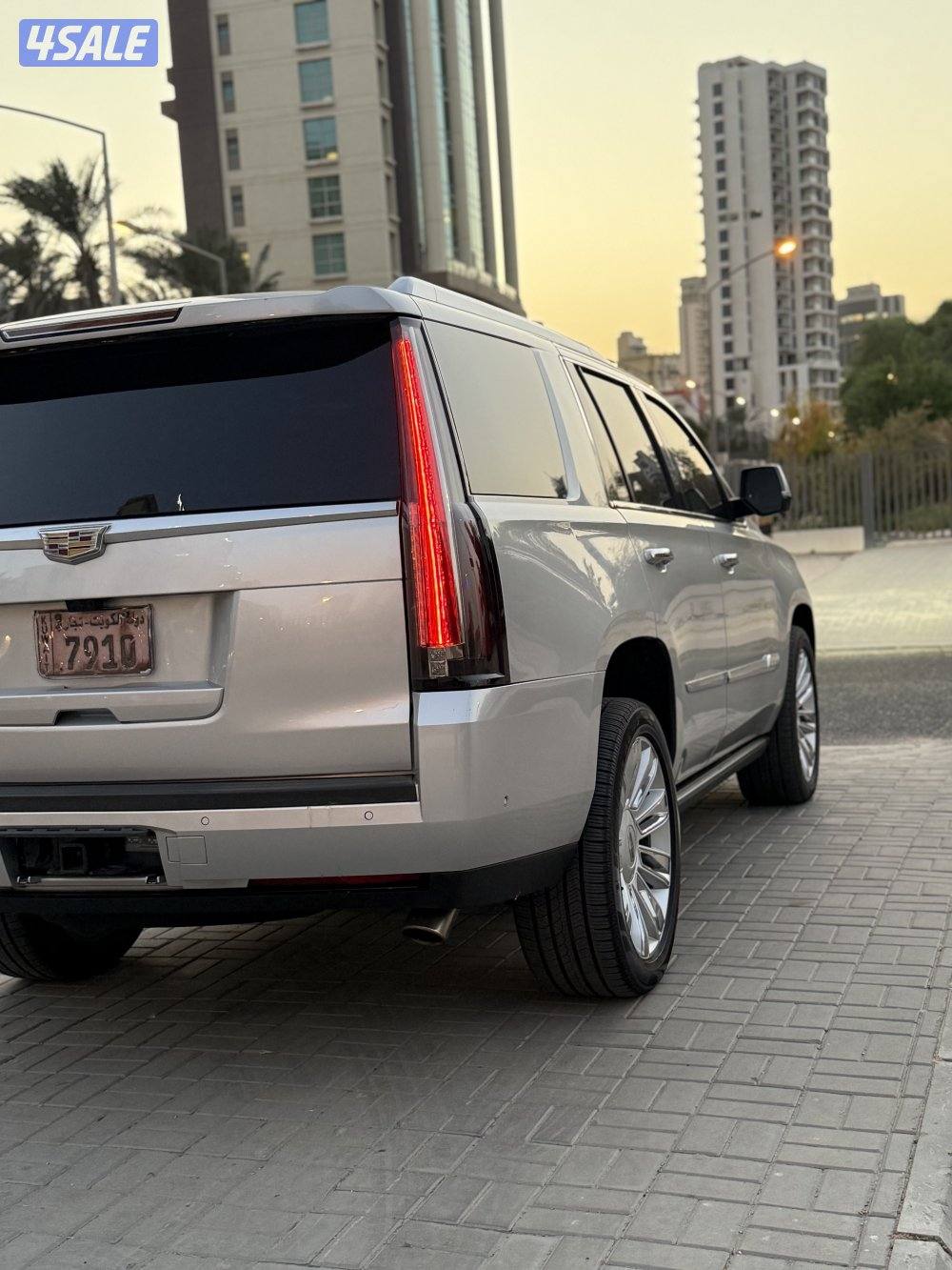 🔺كاديلاك اسكاليد بلاتنيوم 2018 الدرجه الاولي 🔺6