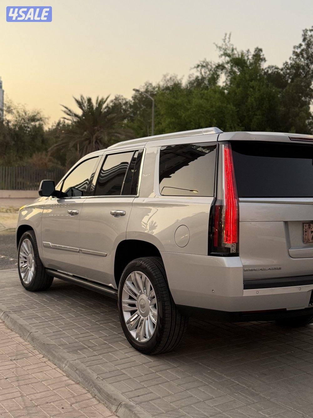 🔺كاديلاك اسكاليد بلاتنيوم 2018 الدرجه الاولي 🔺7