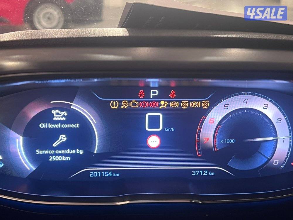 بيجو 3008 GT موديل 2019 صبغ الوكالة2