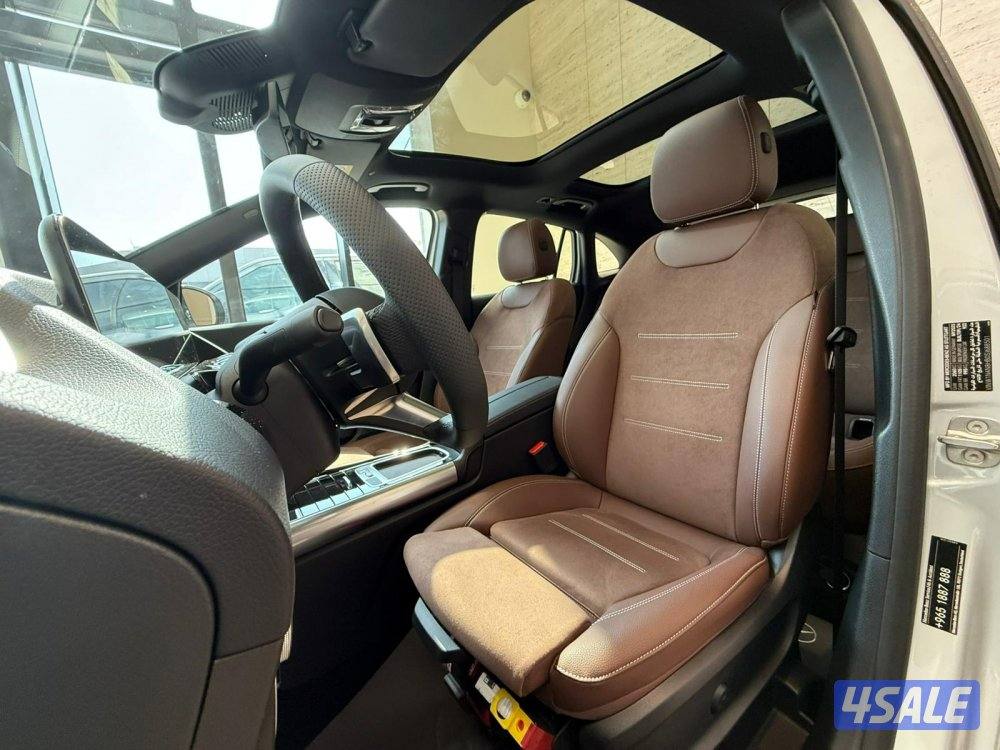 Mercedes GLA 200 / 13 L / 4 Cylinder5