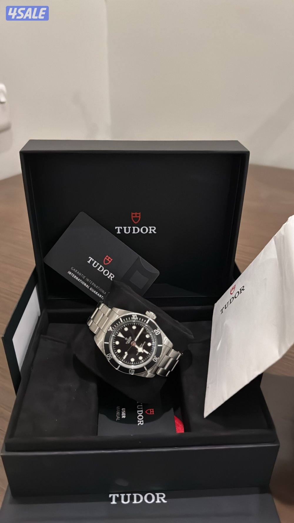 ساعه tudor black bay0