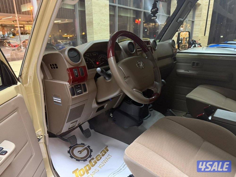 الري بجانب النصر الرياضي توب جير للسيارات4