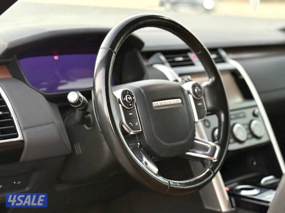 موديل 2018 بحالة ممتازه داخليه تان + بانوراما ٦ سلندر4