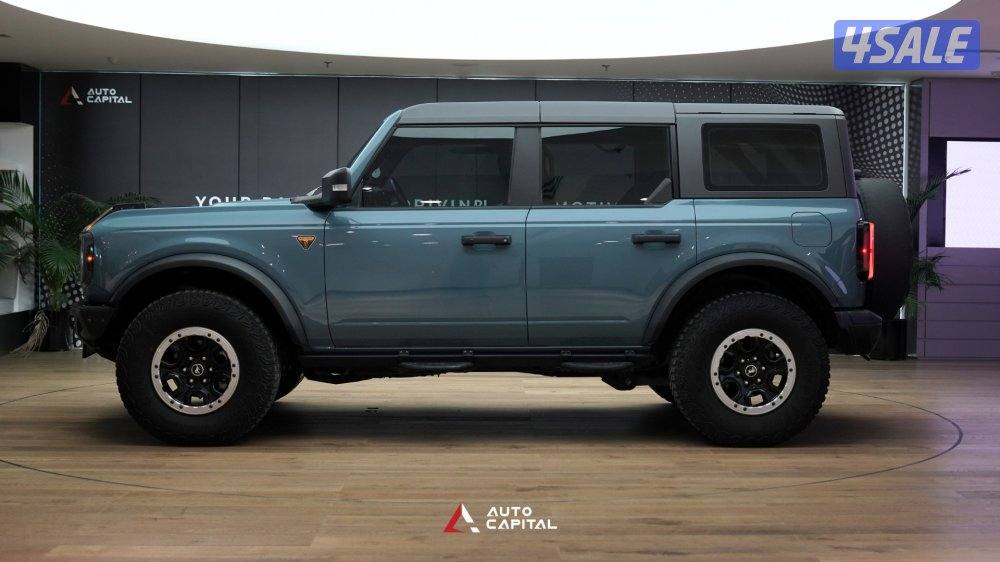 Ford Bronco -- Badlands V65