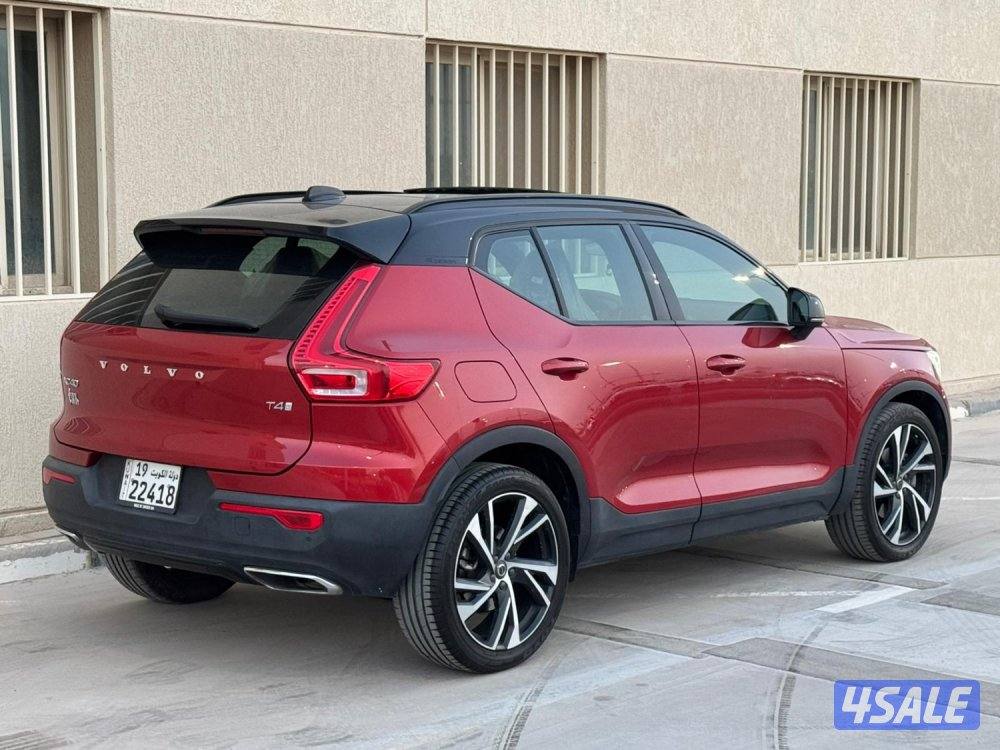 فولفو XC40 - موديل 2020 - عداد 38 - اعلى درجه - شرط الفحص2