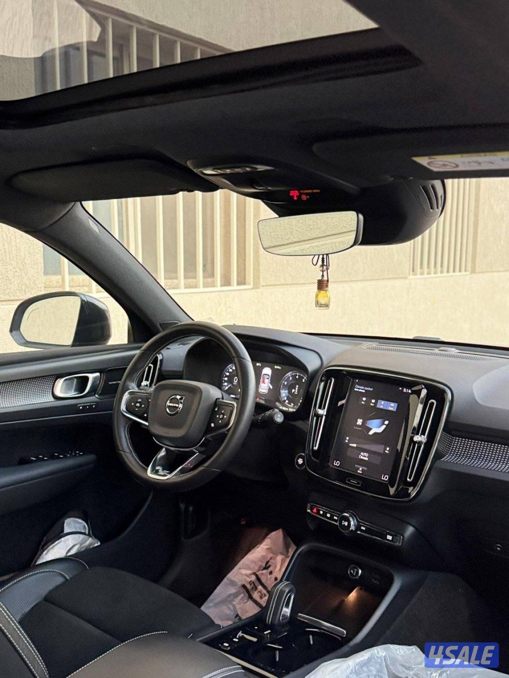 فولفو XC40 - موديل 2020 - عداد 38 - اعلى درجه - شرط الفحص5