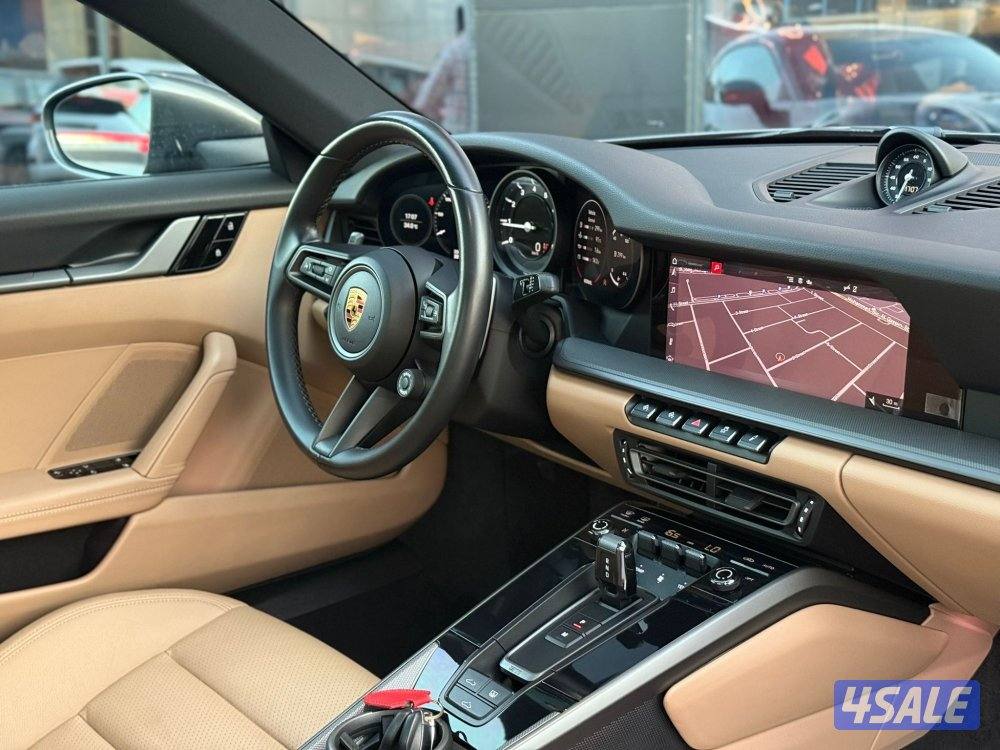 PORSCHE 911 CARRERA _2021 عداد 33 الف فقط6