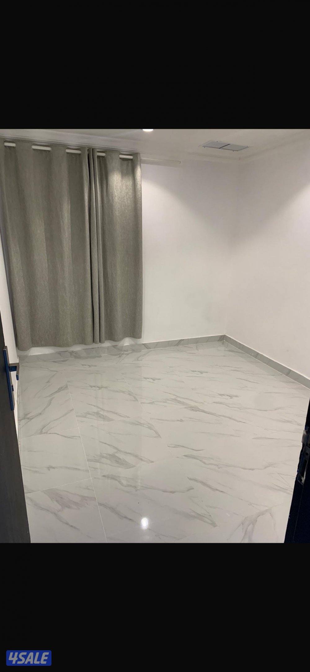 شقق للايجار خلو وفاضي غرفة وصالة ومطبخ وحمام تشطيب سوبر لوكس يوجد 🚙🚗3