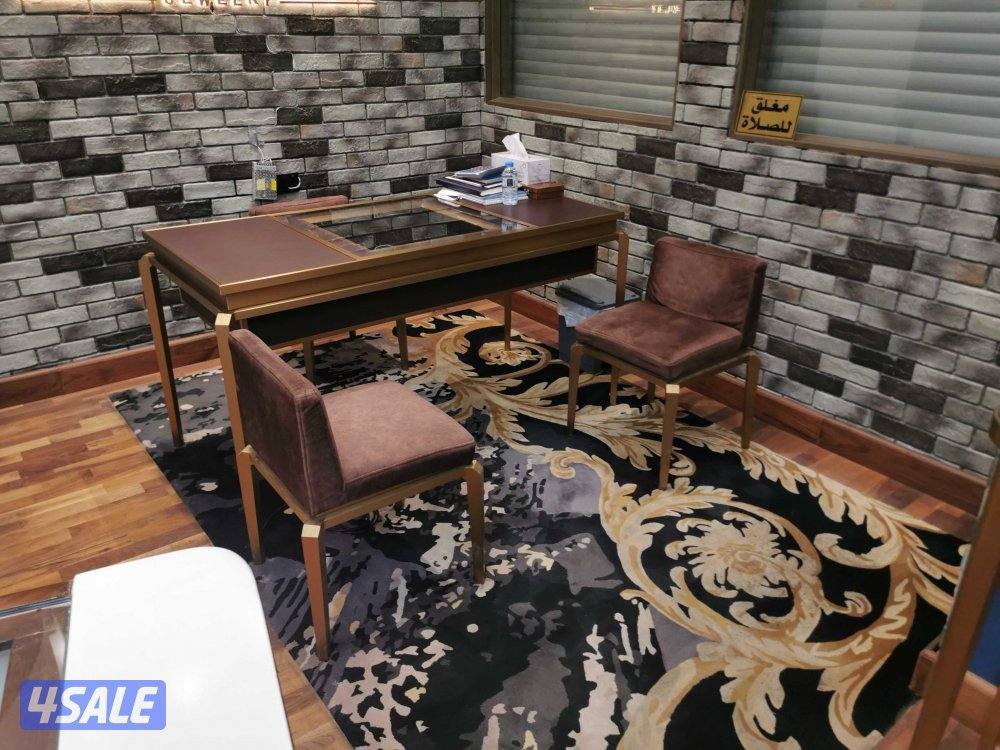 للبيع محل مجوهرات فخم جدا في المباركيه الدور الأرضي0