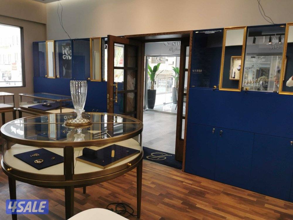 للبيع محل مجوهرات فخم جدا في المباركيه الدور الأرضي4