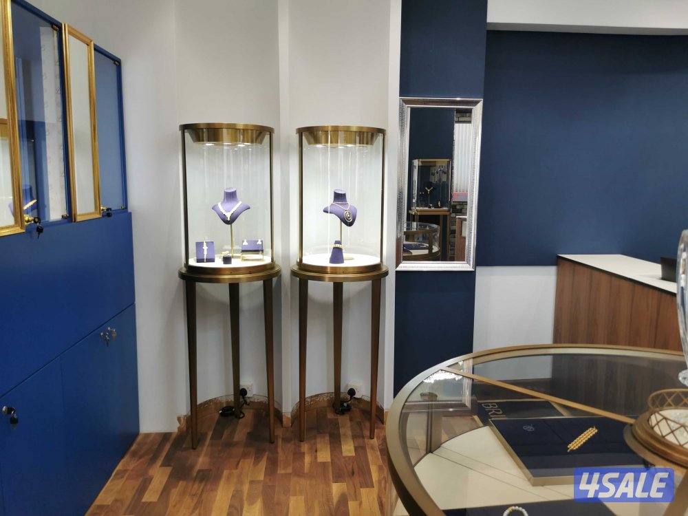 للبيع محل مجوهرات فخم جدا في المباركيه الدور الأرضي5