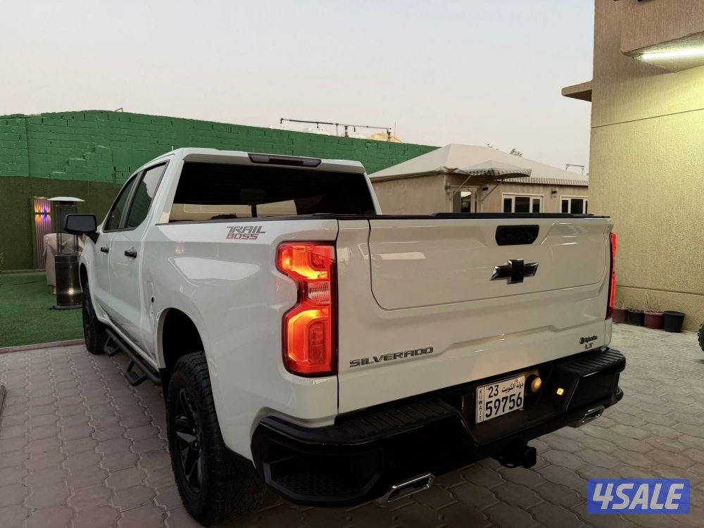 تريل بوس 2025 قمارتين دبل قير الفل شبة اصفار1