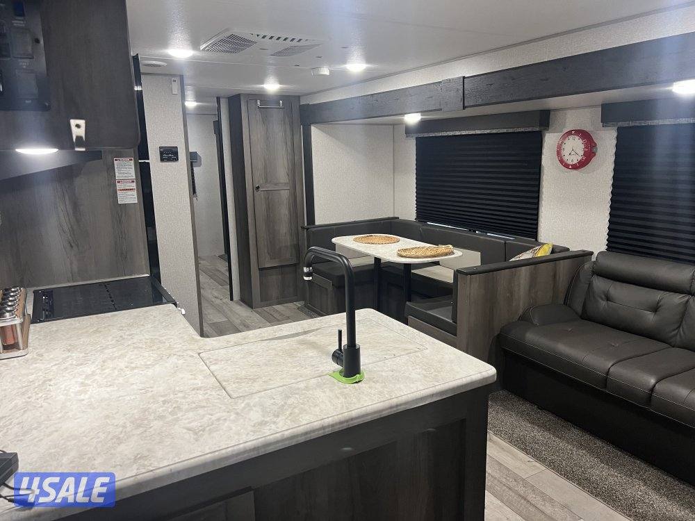 بيعه سريعه لأعلى سعر موديل 2021 بحاله ممتازه4