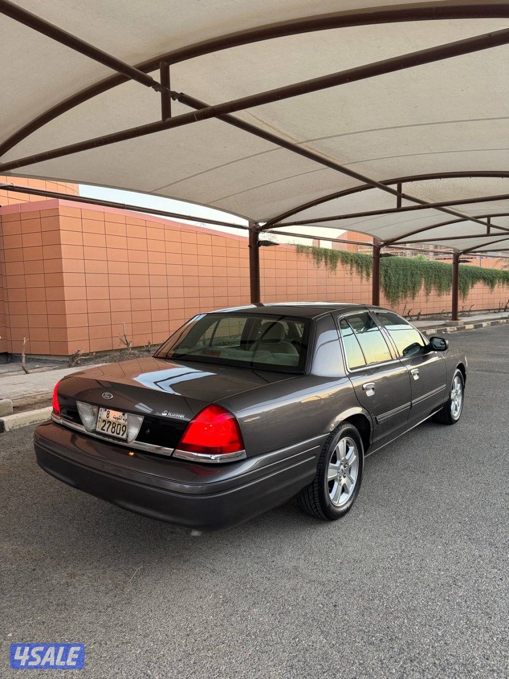 كراون فكتوريا. صبغ وكاله.1