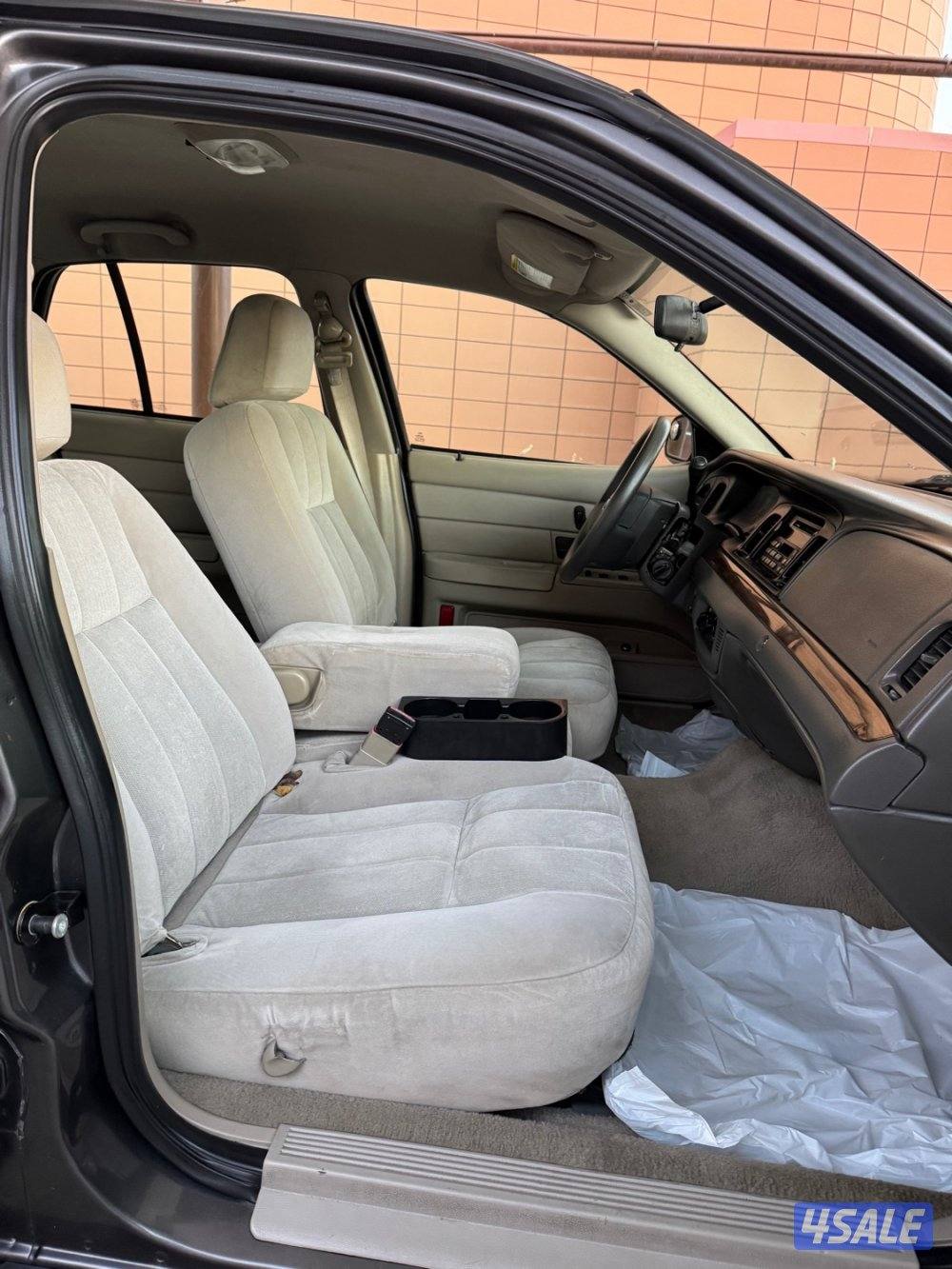 كراون فكتوريا. صبغ وكاله.7