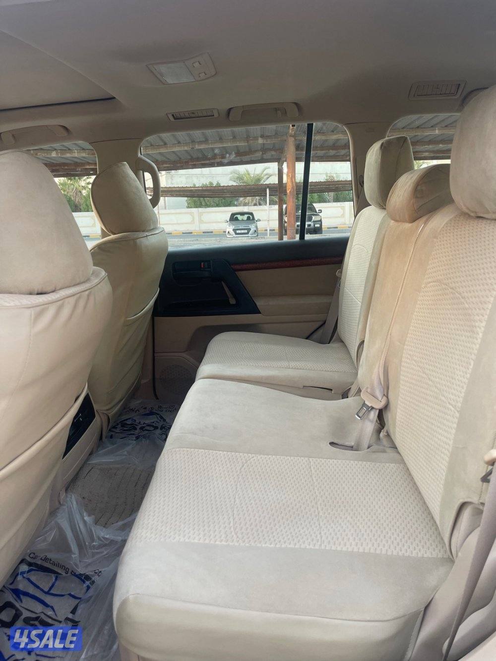 لاند كروز GXR  صبغ الوكاله ما عادا قطعه الساير فحص جير مكينه شاصي6