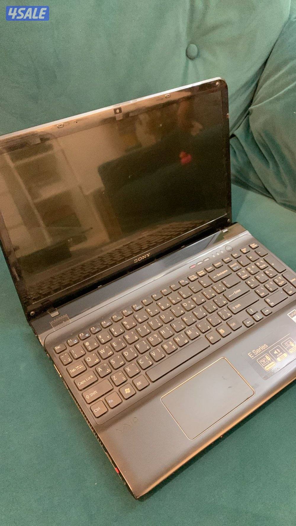 English: Sony Vaio Core i5 Laptop – 17” Screen – Like New5