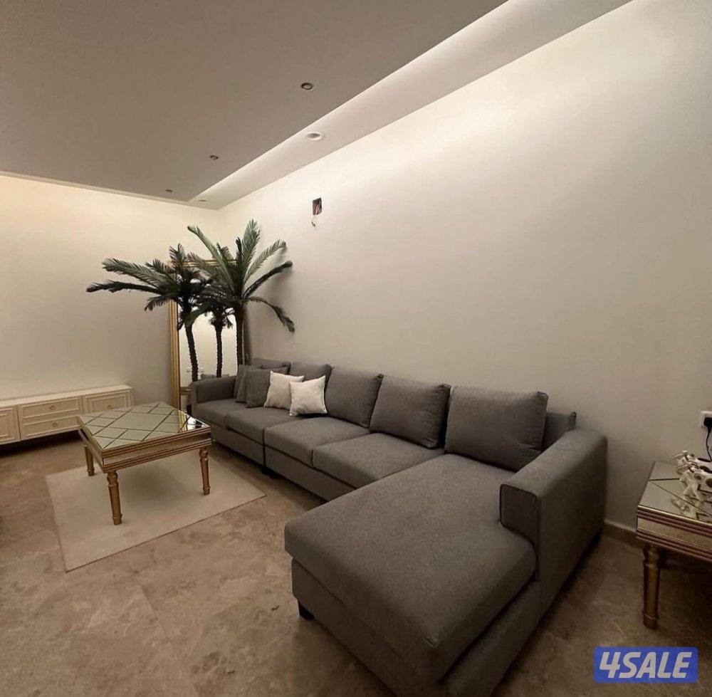 عندنا عروض كل. يوم  في محلا  في الخليج13