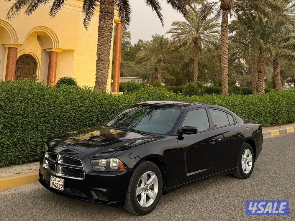 شارجر 2014 ماشي 175 بيمه سنه0