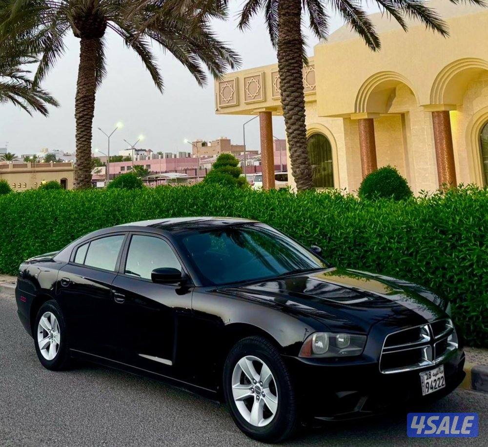 شارجر 2014 ماشي 175 بيمه سنه3