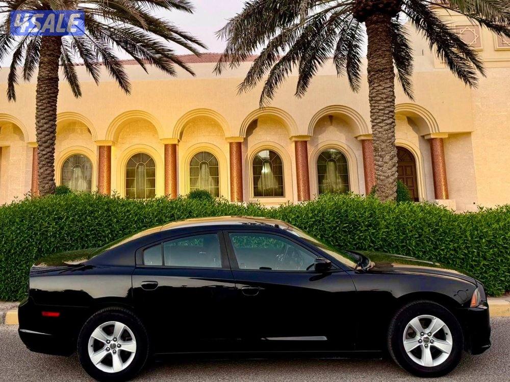 شارجر 2014 ماشي 175 بيمه سنه4