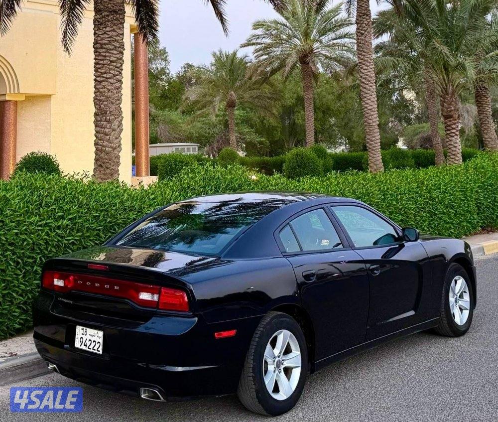 شارجر 2014 ماشي 175 بيمه سنه5