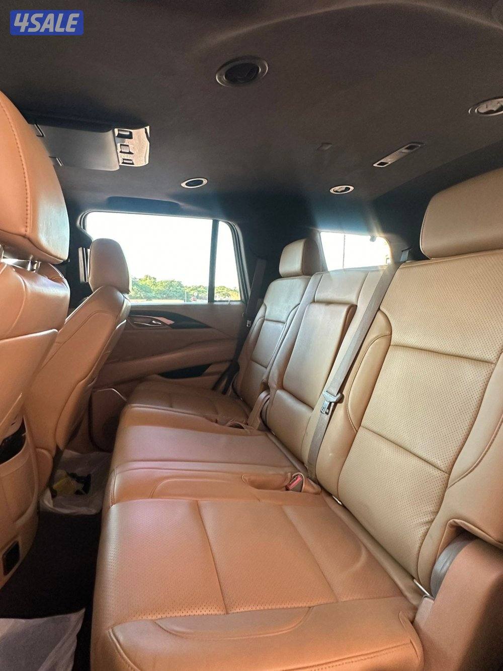 اسكاليد بلاتينيوم سبورت موديل 2020 عداد قليل 📍12