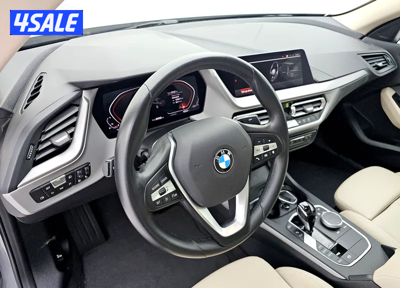 BMW 218i Gran Coupe8