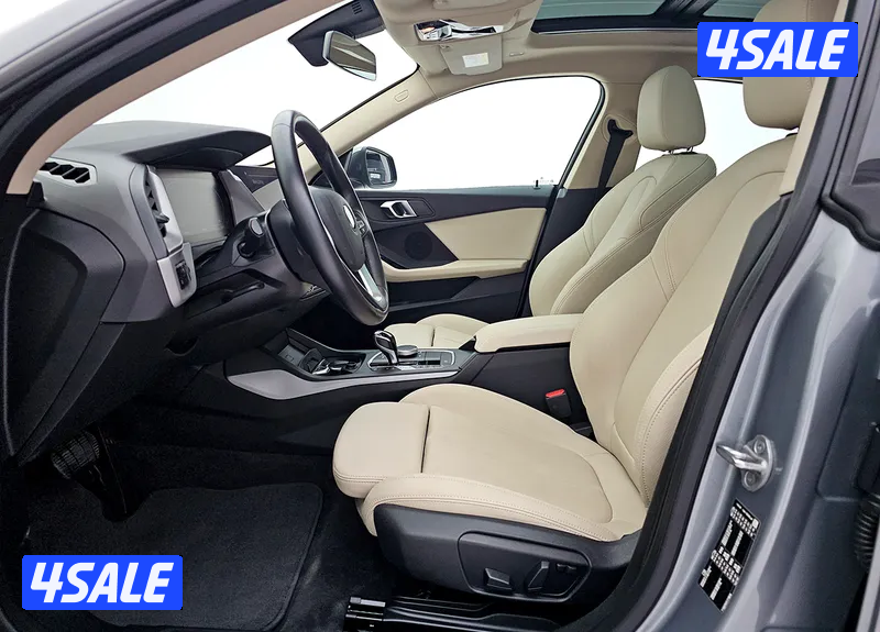 BMW 218i Gran Coupe9