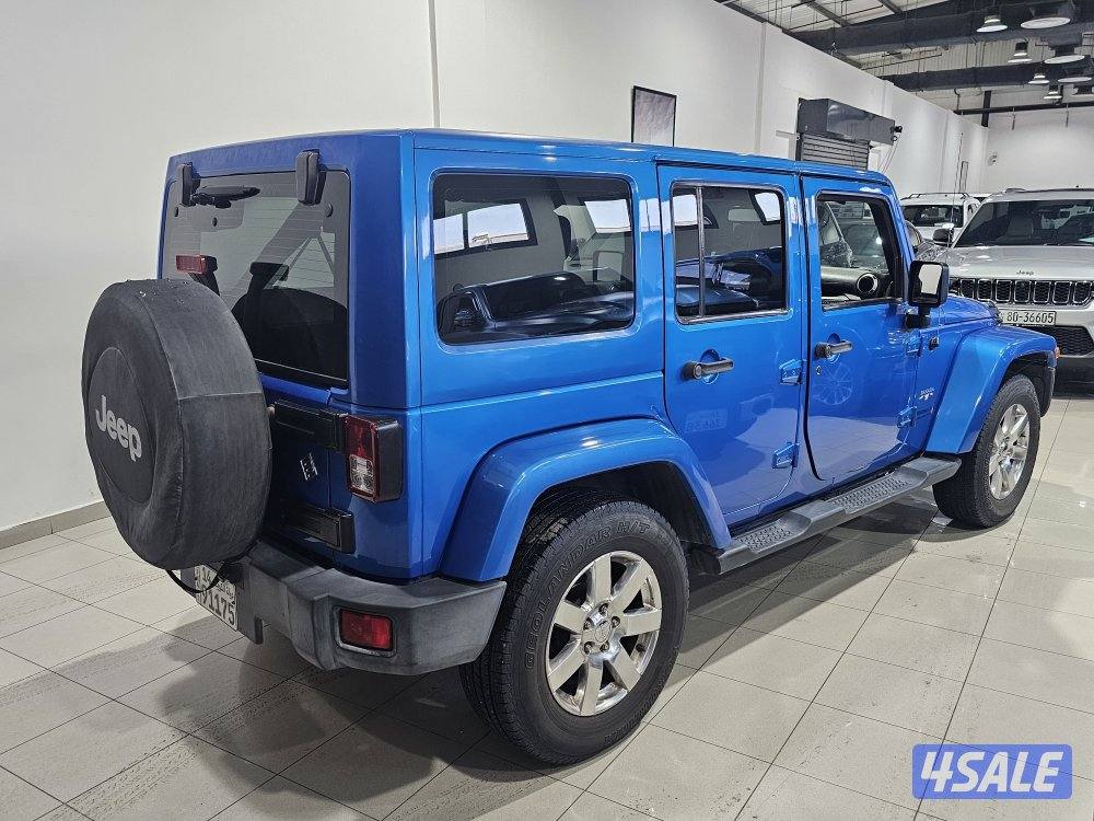 Jeep Wrangler Sahara2