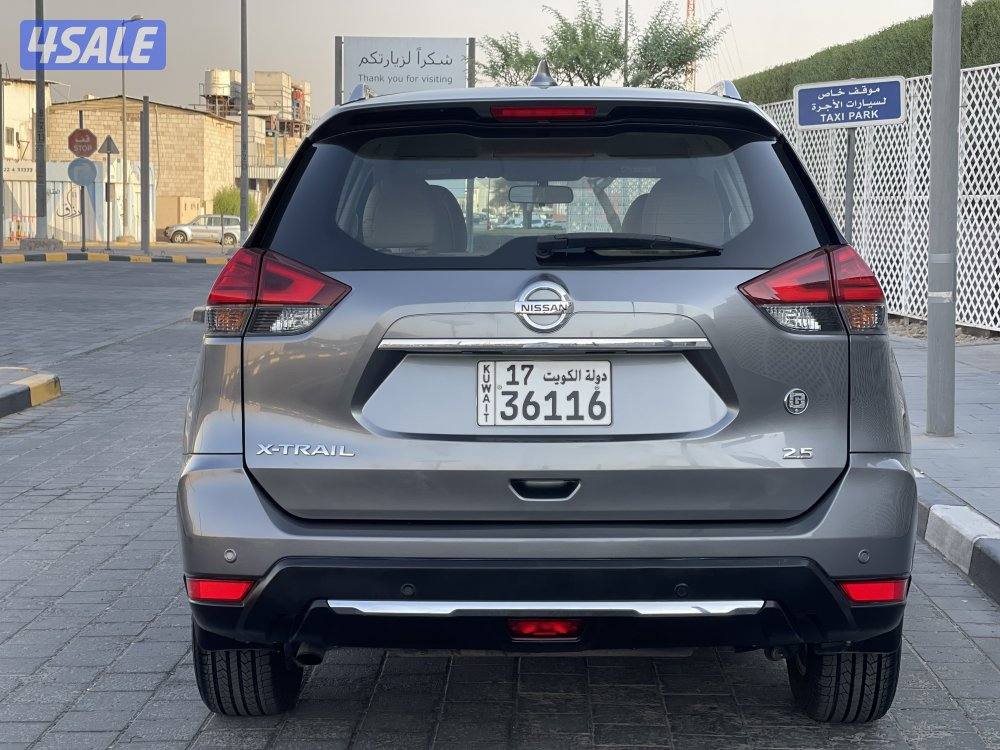 أكس تريل دبل قير موديل : 2019 بحالة الوكاله تواير يدد3