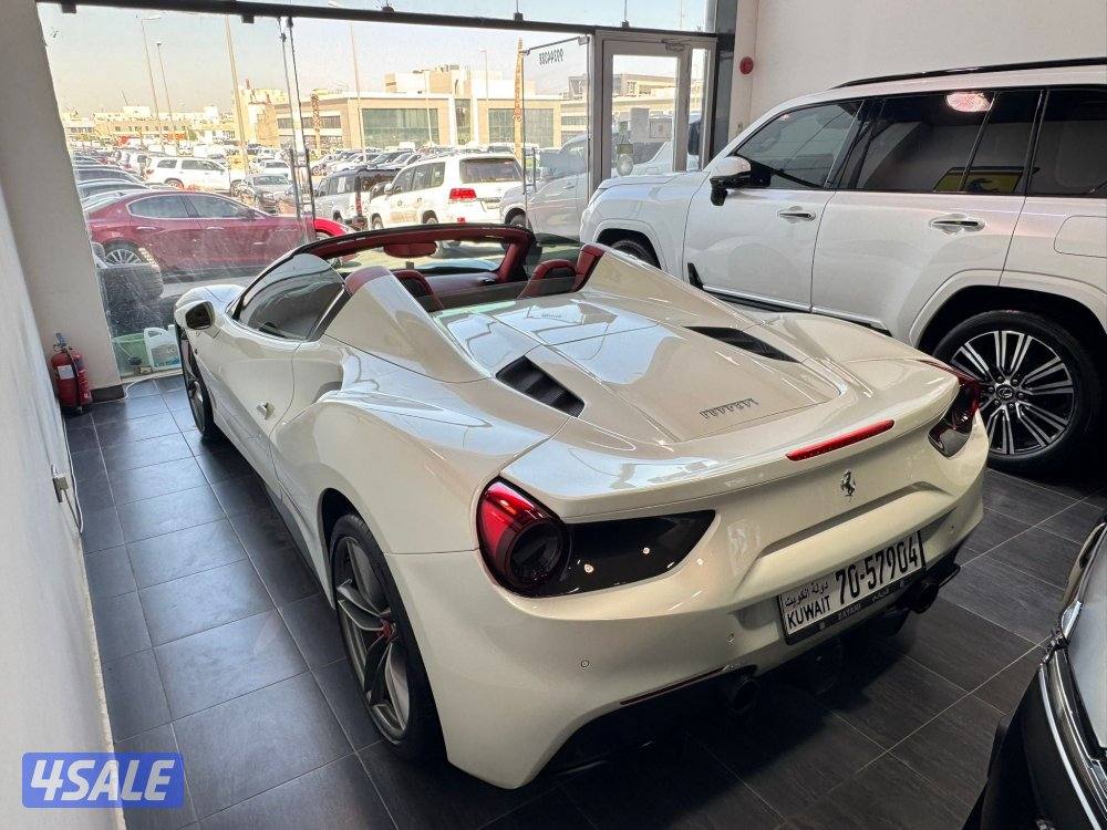للبيع فيراري 488 سبايدر موديل 20176