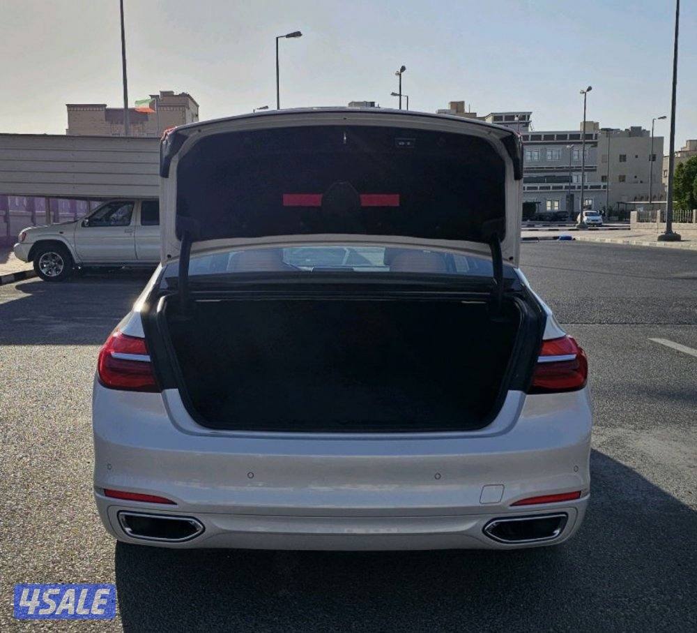 بي امً دبليو 730 li.  فل اوبشن 2019 نظيف جدا سيرفس منتظم وكاله الغانم2