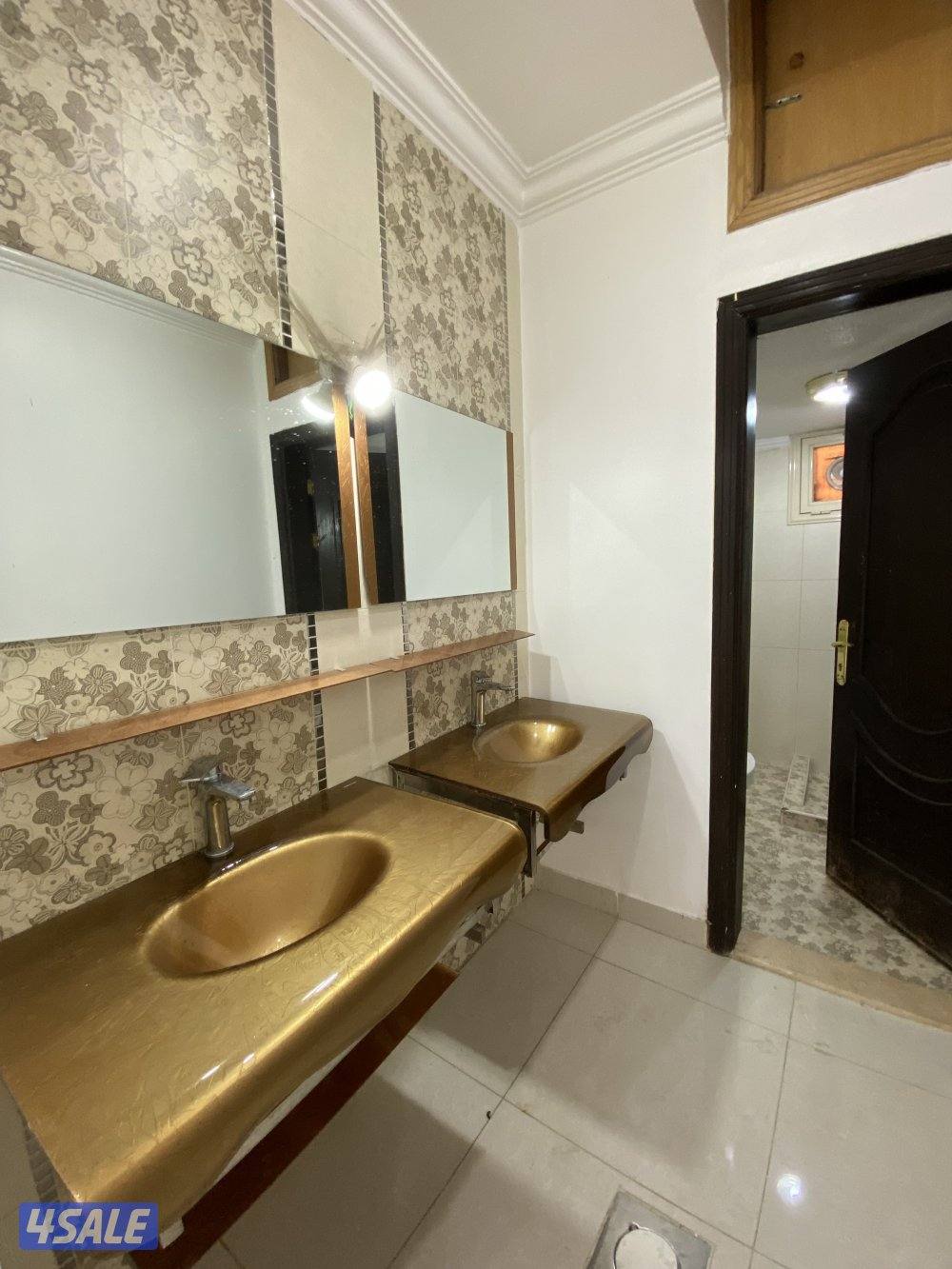 للايجار دور ارضي بجابر الاحمد قطعه ٢ نظييف7