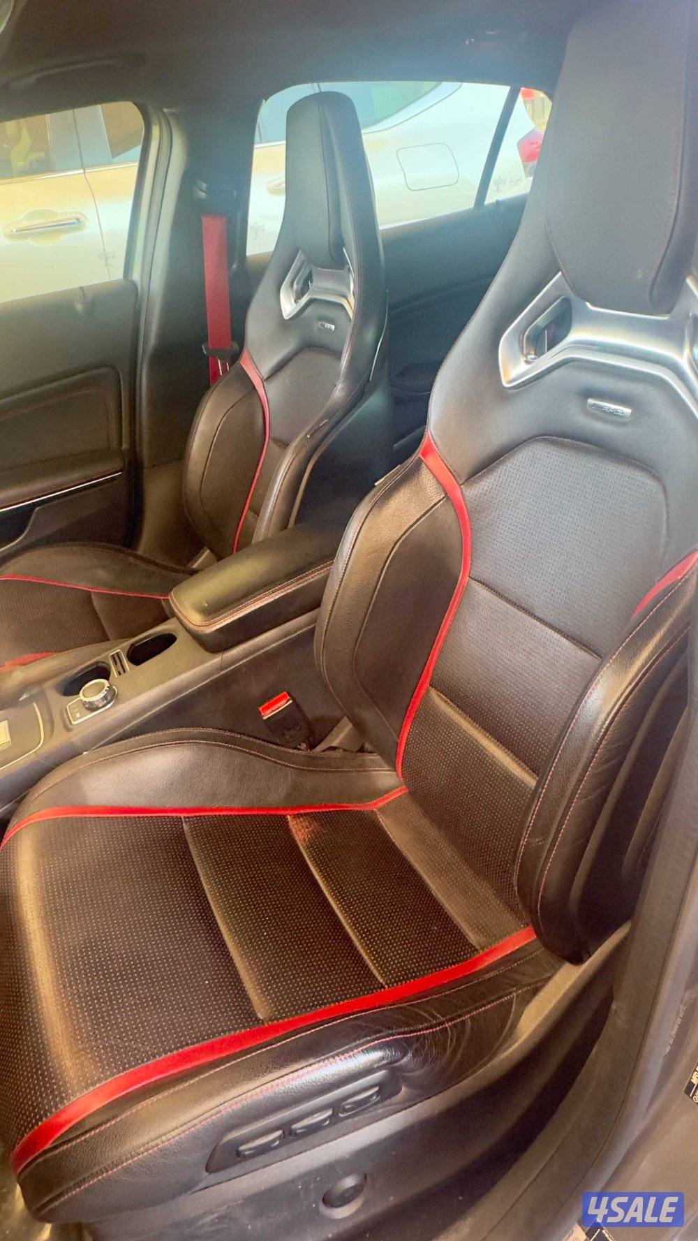 Mercedes GLA 2015 AMG 45,5