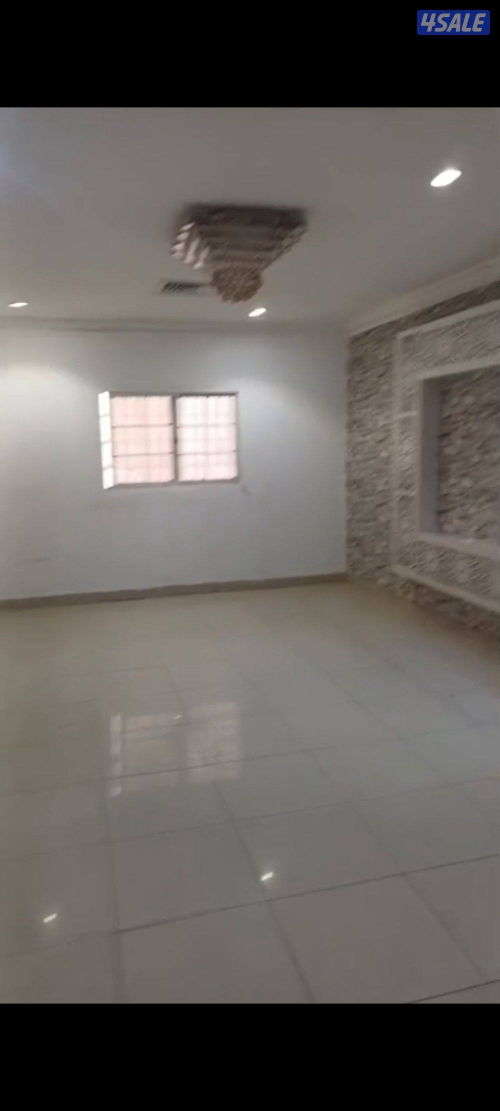 🌹شقه المالك غير ساكن للايجار ٣ غرف و٢ حمام وصاله مقابل مدرسه 🌹2