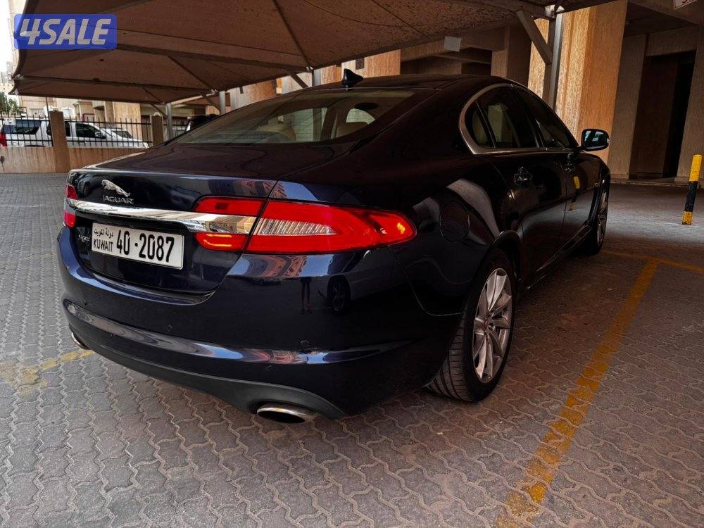 جاكوار XF للبيع1