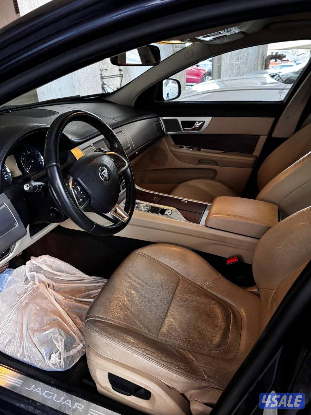 جاكوار XF للبيع4