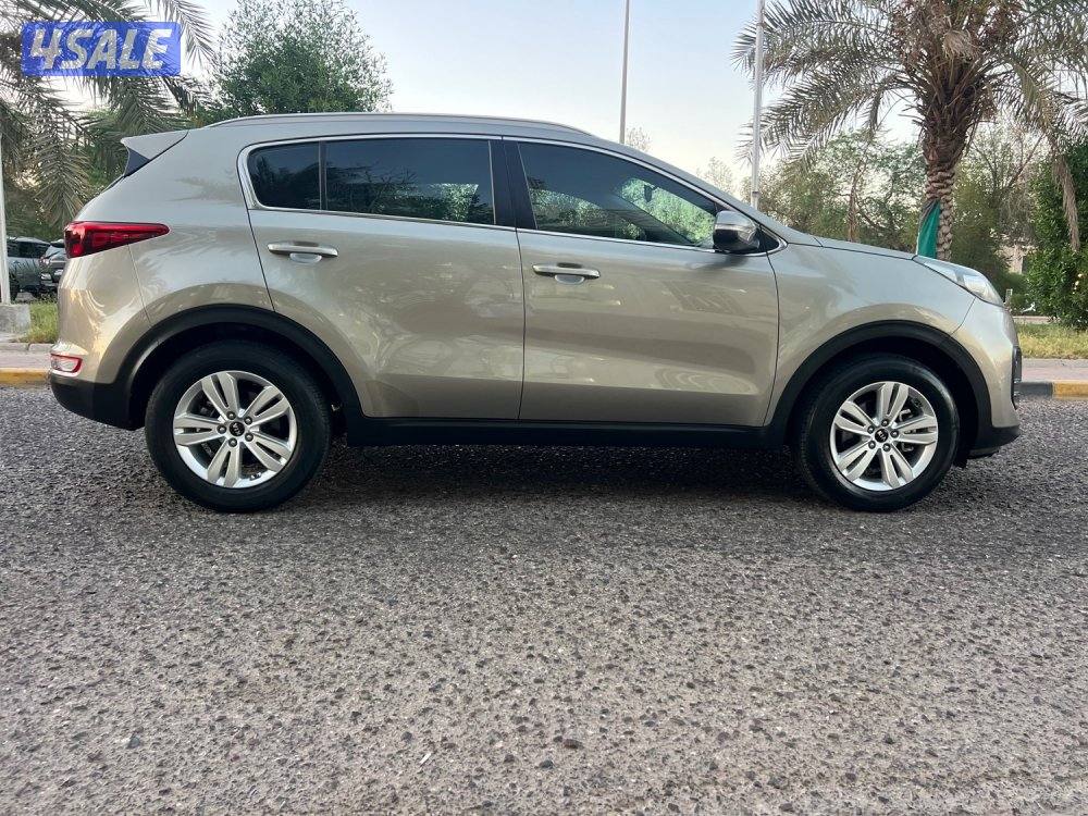 كيا سبورتاج موديل ٢٠١٧ ماشي ٧٥ الف سرفيس وكاله شرط الفحص بحاله نظيفه3