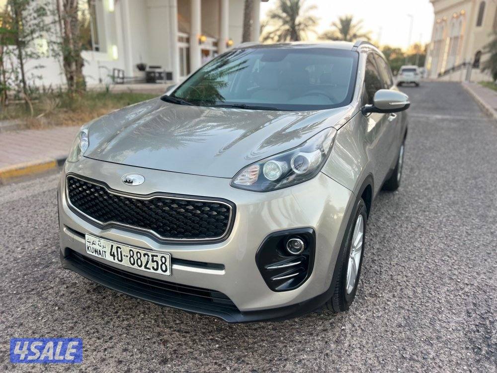 كيا سبورتاج موديل ٢٠١٧ ماشي ٧٥ الف سرفيس وكاله شرط الفحص بحاله نظيفه5