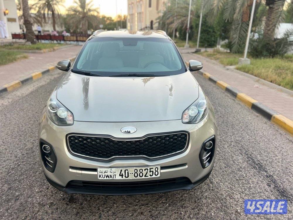 كيا سبورتاج موديل ٢٠١٧ ماشي ٧٥ الف سرفيس وكاله شرط الفحص بحاله نظيفه4